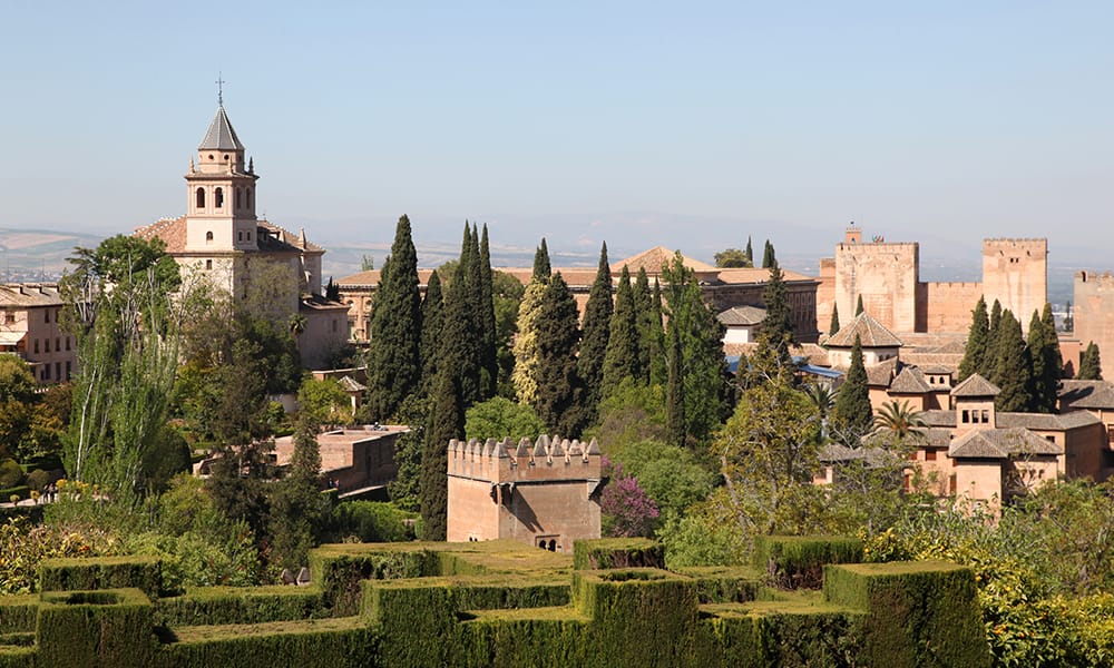 what to pack for Granada, Spain