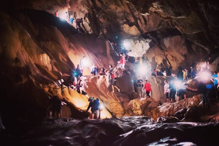 sumaguing-cave-sagada-mt-province-philippines