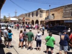 Mock gun fight in Oatman